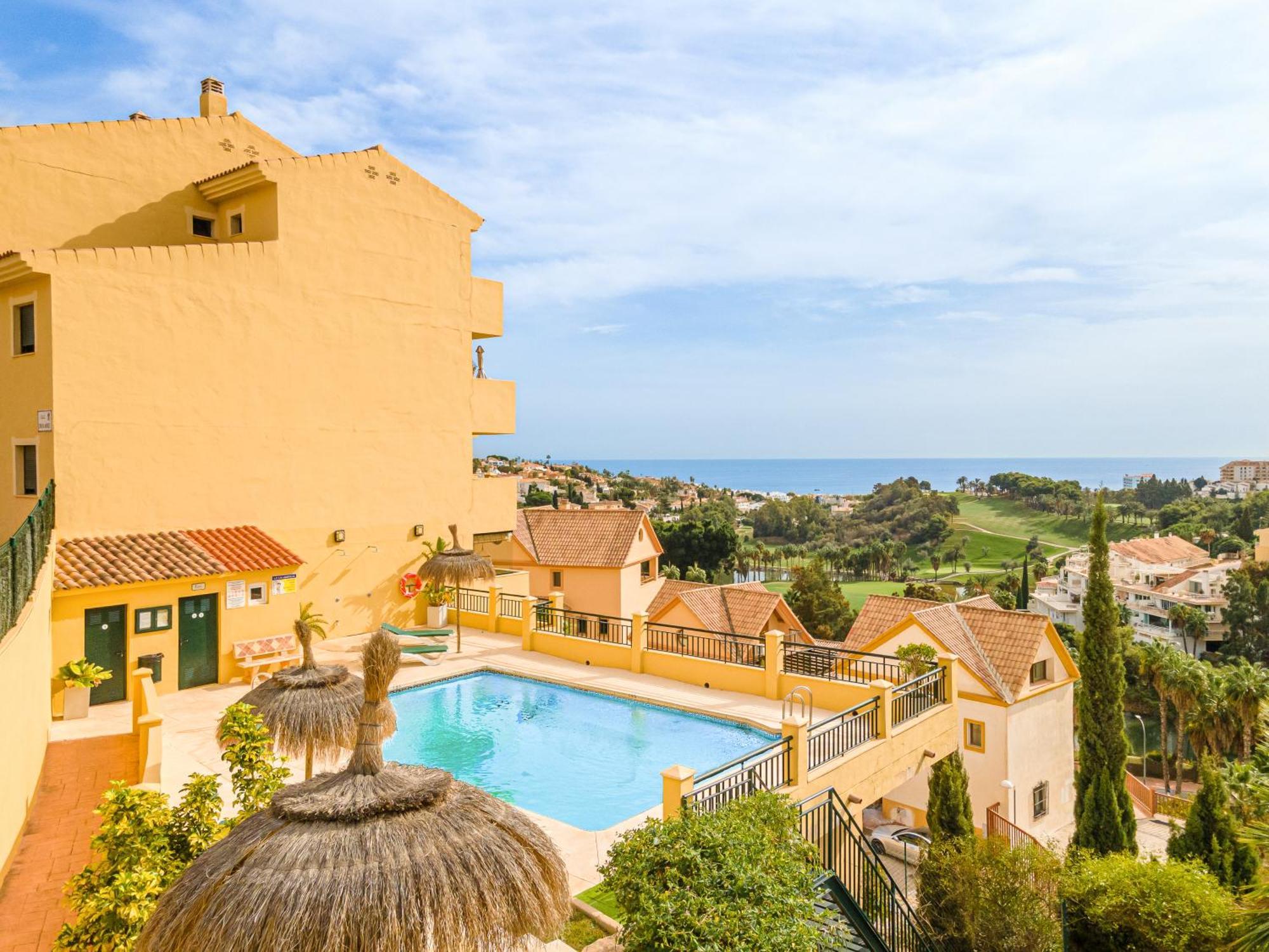 Fabulous Golf Front Apartment With Pool And Seaview Benalmádena Zewnętrze zdjęcie